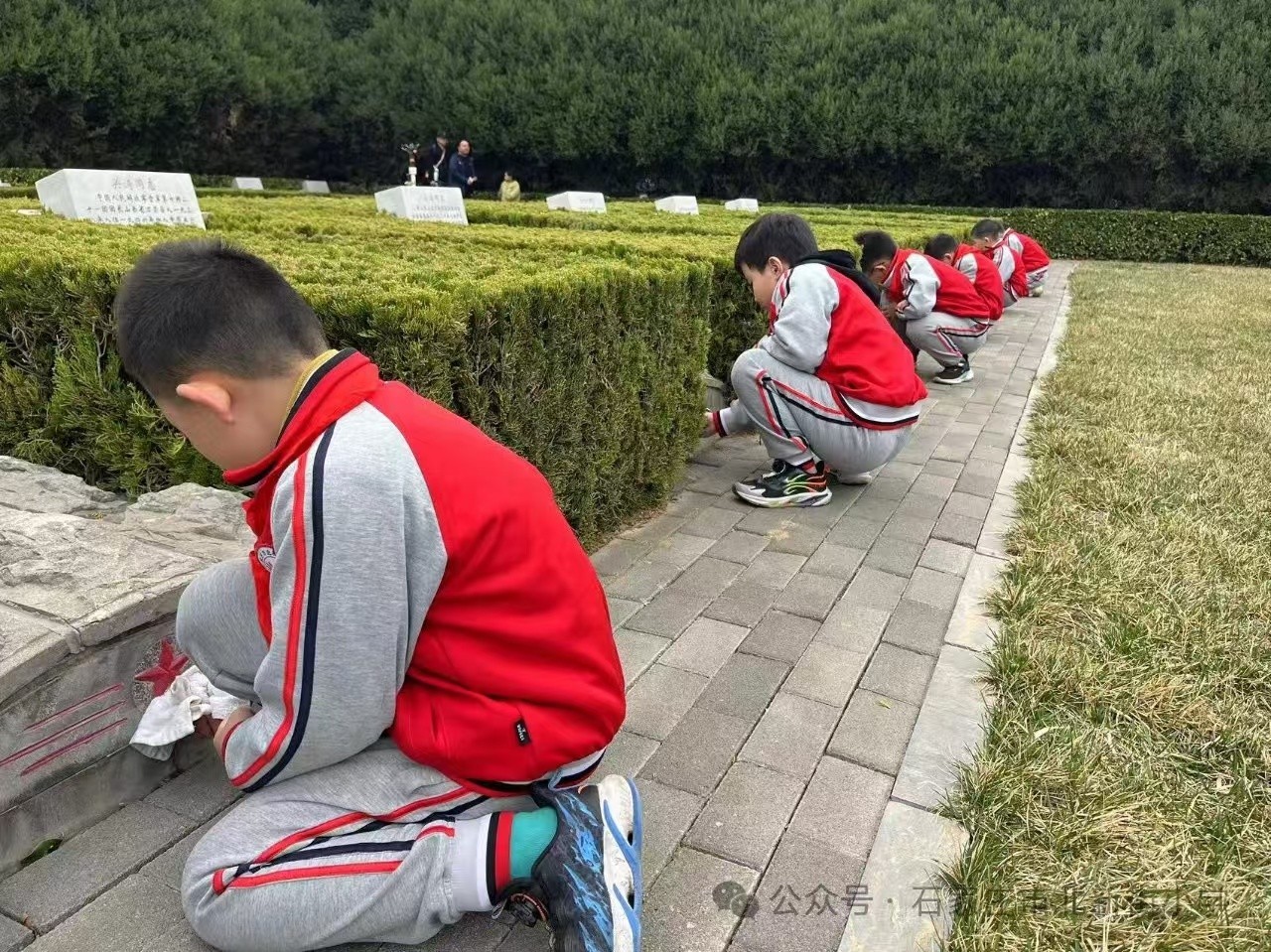 【石家庄定制】传承红色基因·缅怀革命先烈